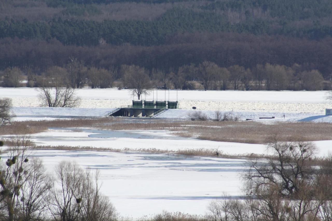 Landhotel Felchow Екстер'єр фото