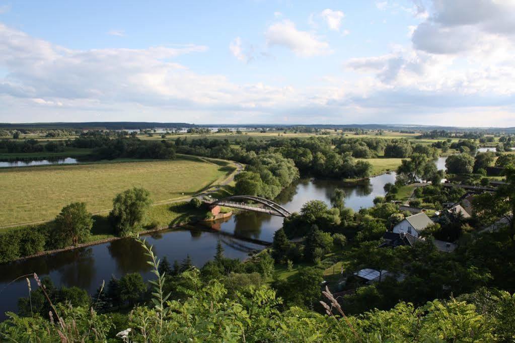 Landhotel Felchow Екстер'єр фото
